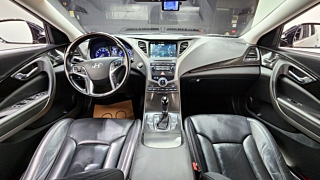 HYUNDAI GRANDEUR HG 2016