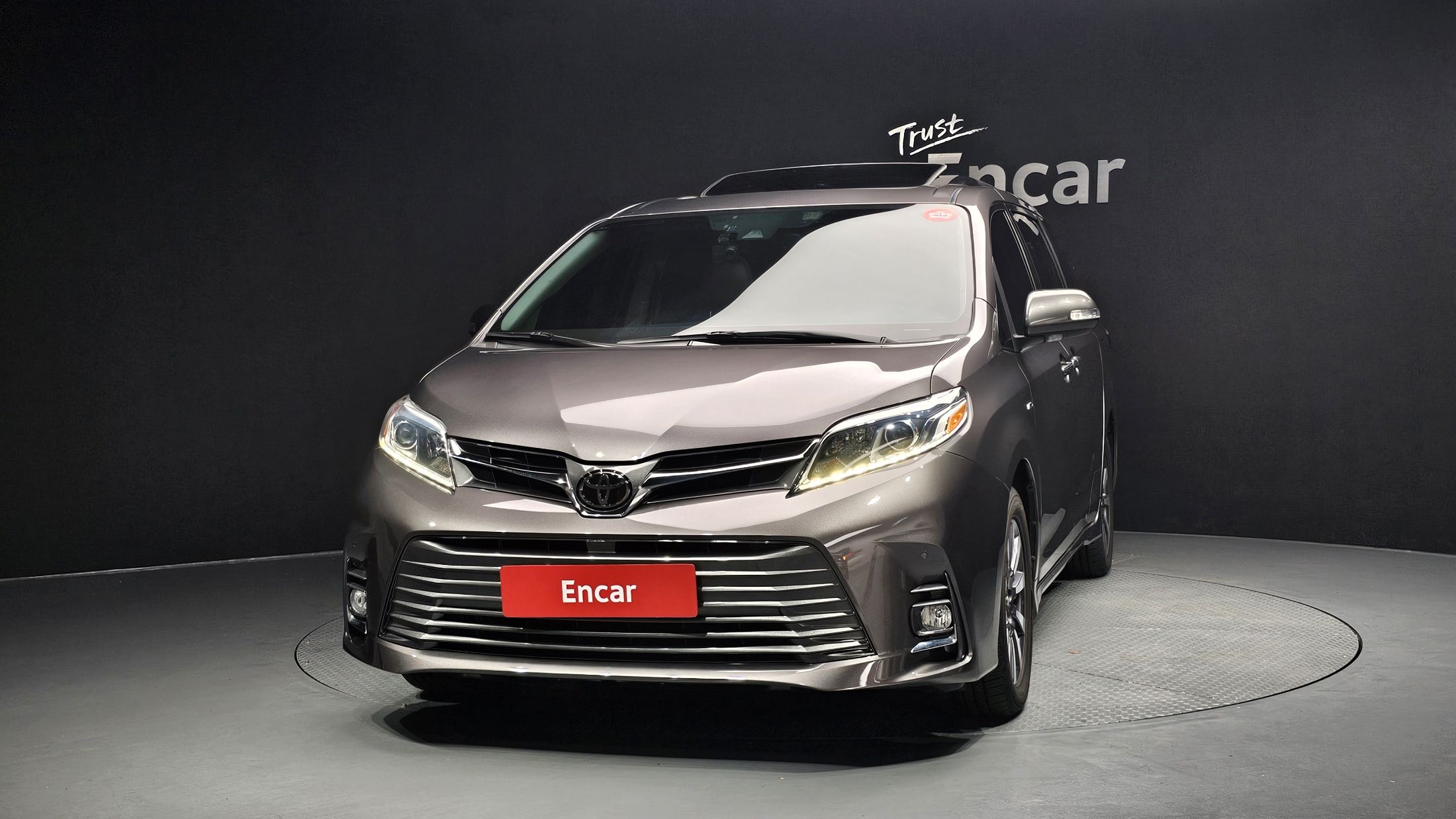 TOYOTA SIENNA 2018