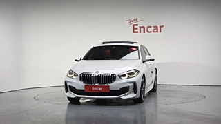 BMW 1-SERIES F40 2021