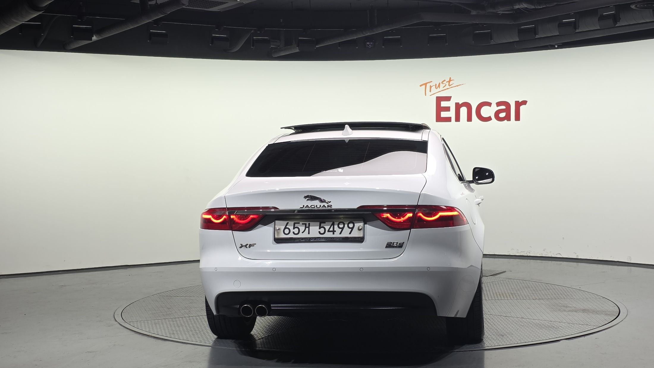 JAGUAR XF X260 2017