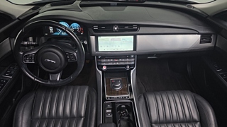 JAGUAR XF X260 2017
