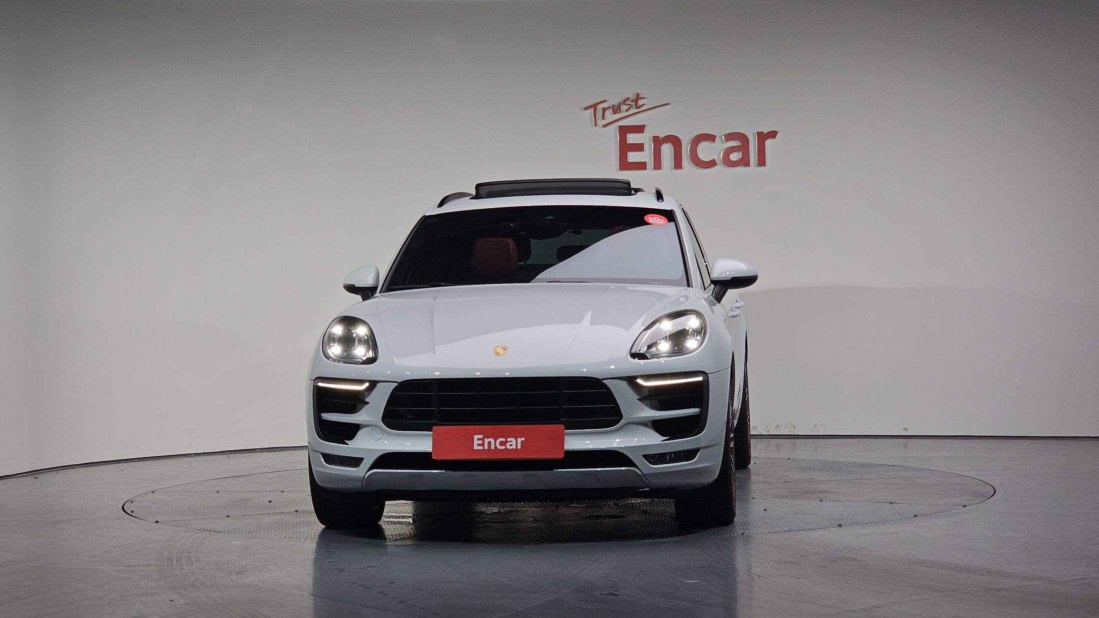 PORSCHE MACAN 2017