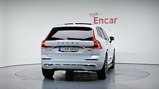 VOLVO XC60 2021
