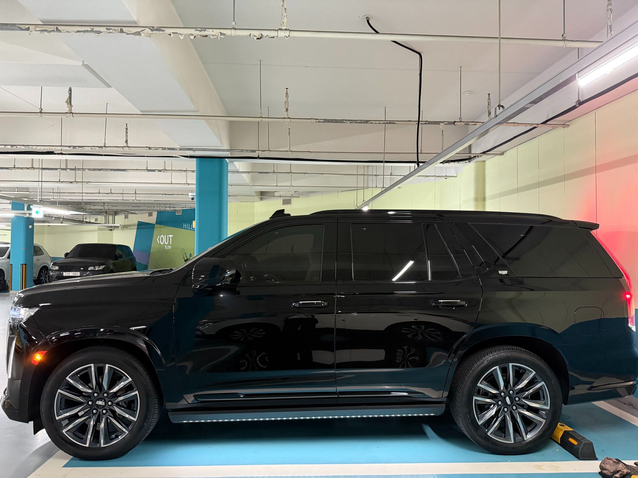 CADILLAC ESCALADE 2021