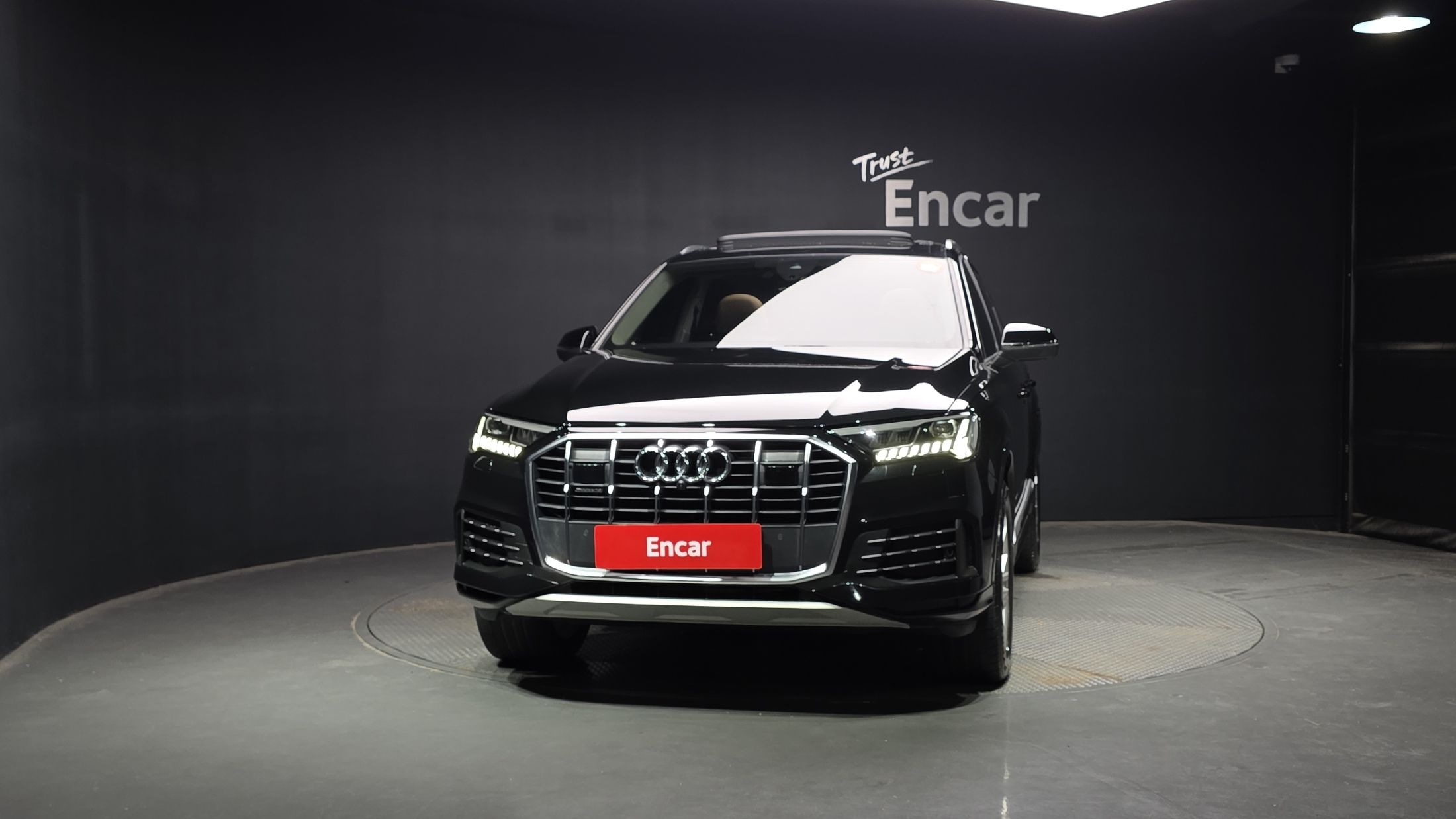 AUDI Q7 4M 2023