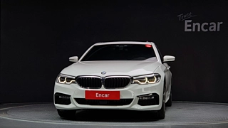 BMW 5-SERIES G30 2017