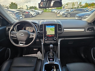 SAMSUNG QM6 2020