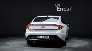 HYUNDAI SONATA DN8 2022