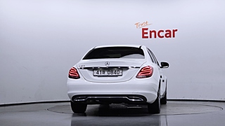 MERCEDES BENZ C-CLASS W205 2016