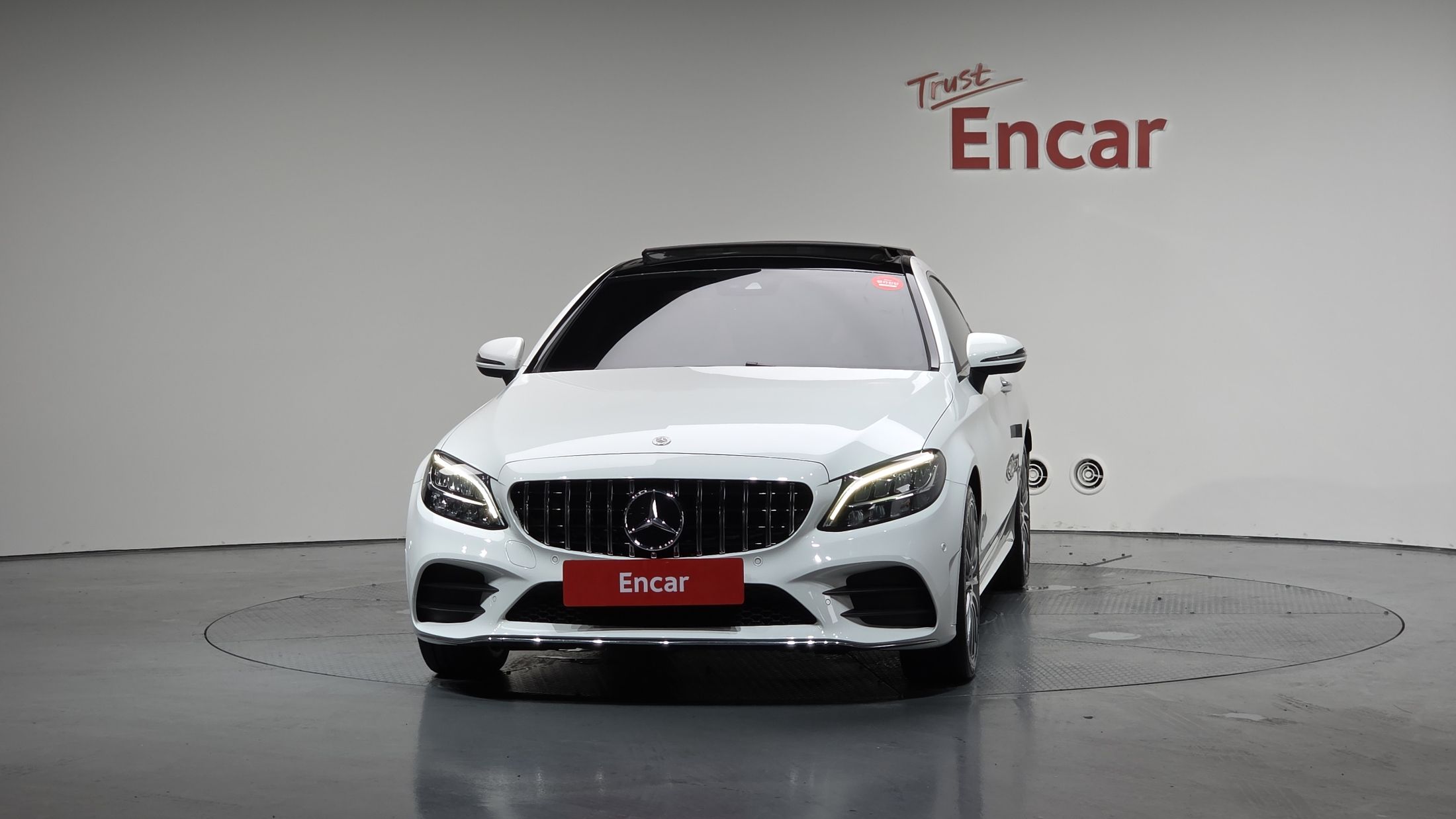 MERCEDES BENZ C-CLASS W205 2019