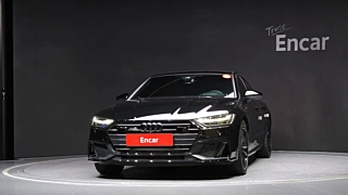 AUDI A7 4K 2022