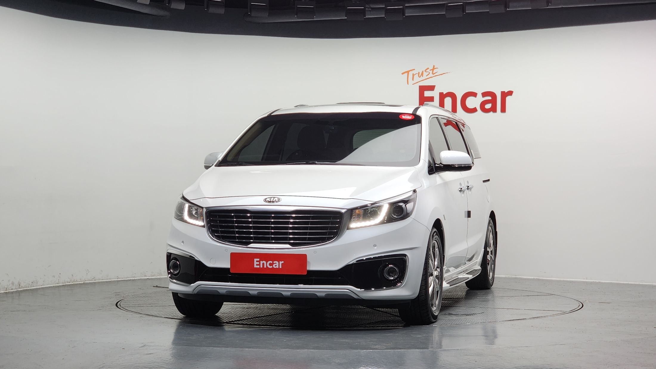 KIA CARNIVAL 2016