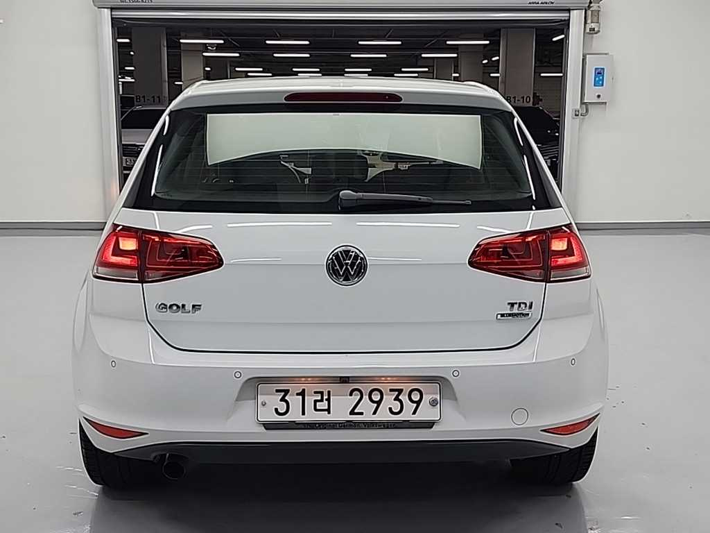 VOLKSWAGEN GOLF 2014