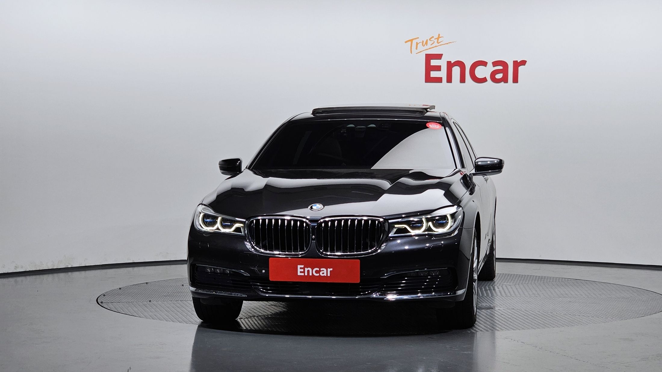 BMW 7-SERIES G11 2016