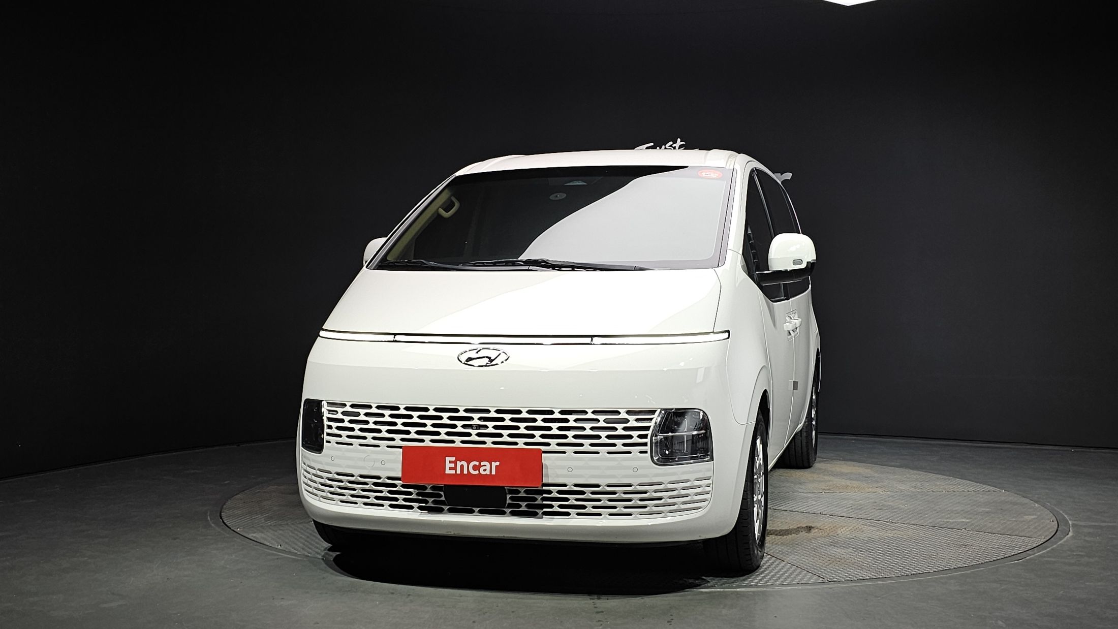 HYUNDAI STARIA 2021