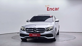 MERCEDES BENZ E-CLASS W213 2017