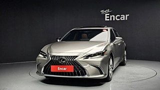 LEXUS ES300H  2024