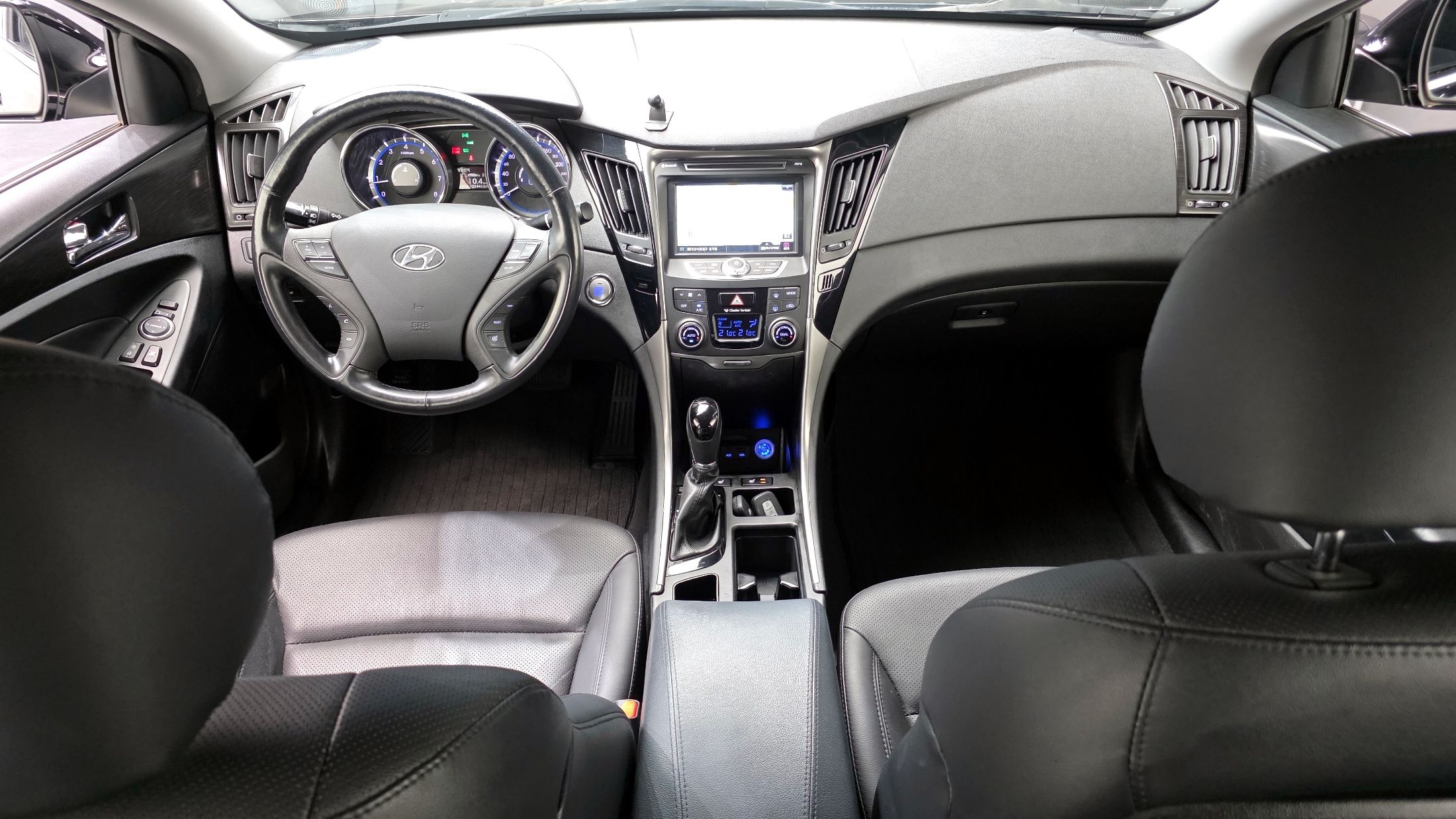 HYUNDAI SONATA THE BRILLIANT 2013