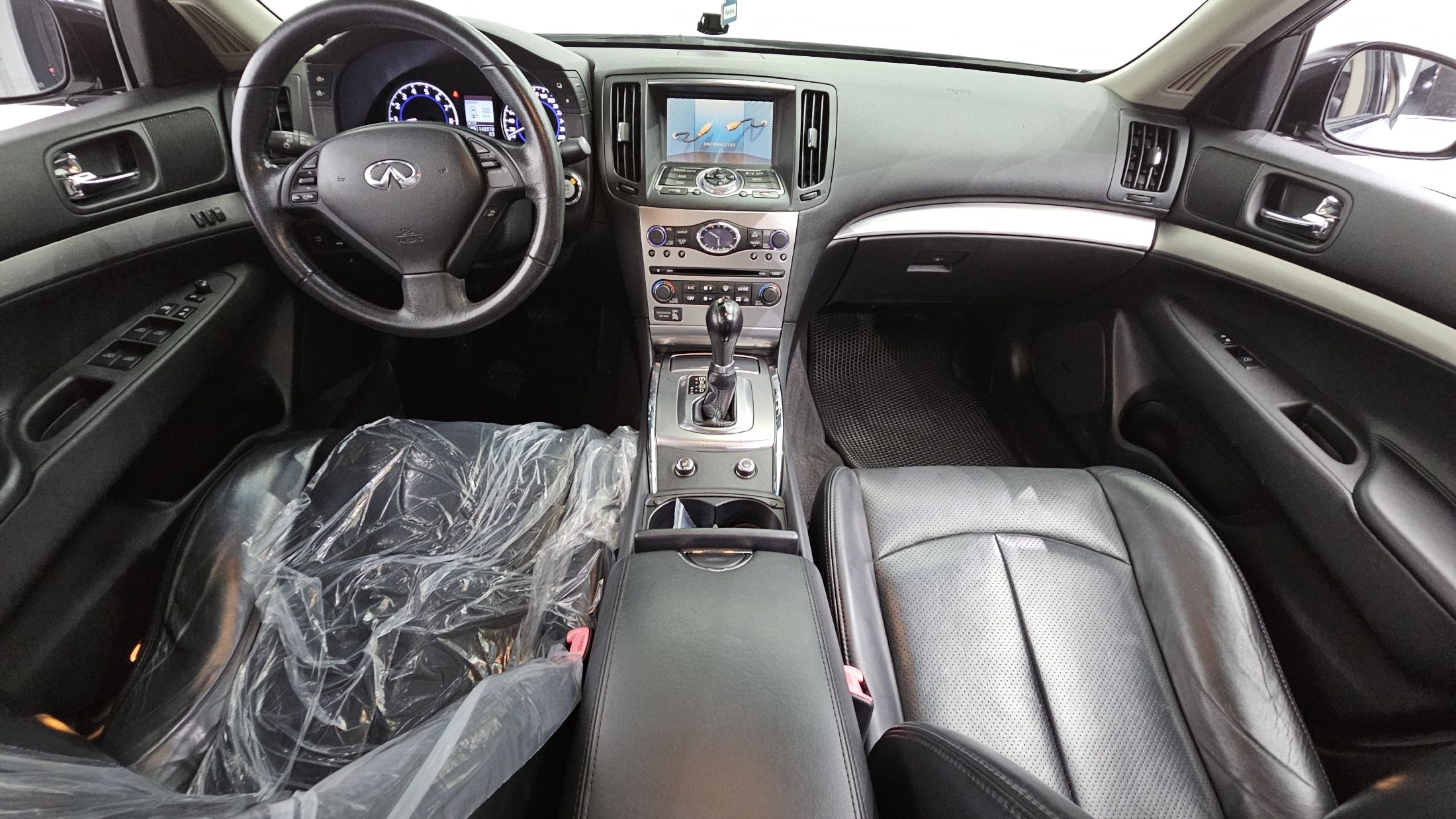 INFINITI G25 2012