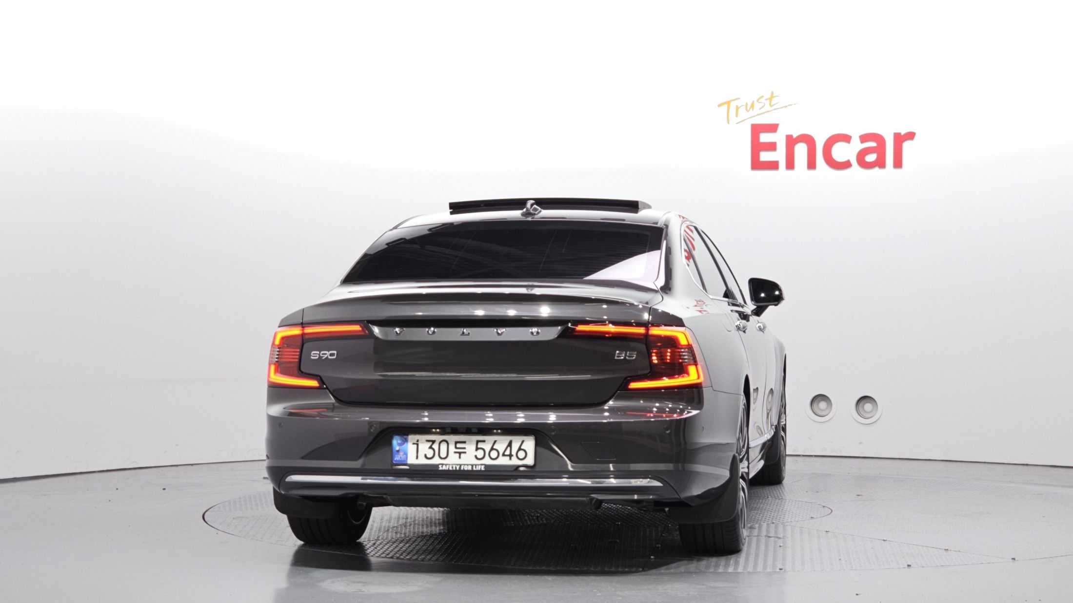 VOLVO S90 2022