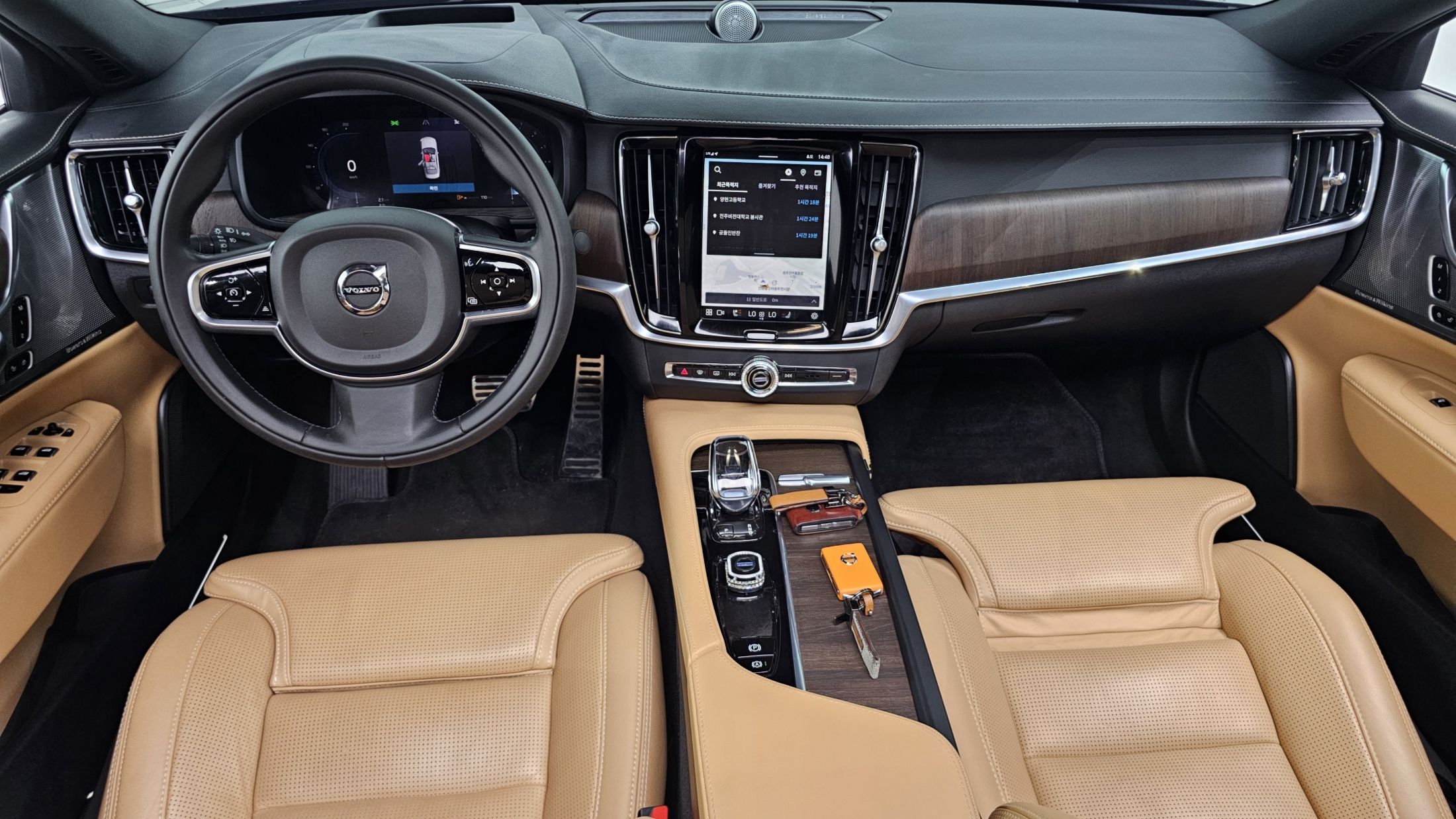 VOLVO S90 2022