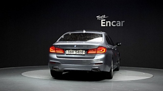 BMW 5-SERIES G30 2017