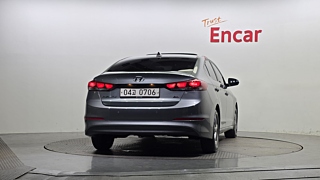 HYUNDAI AVANTE AD 2016