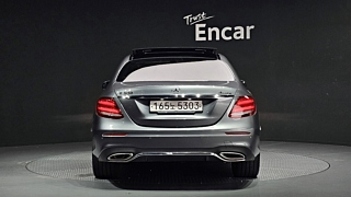 MERCEDES BENZ E-CLASS W213 2020