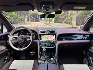 BENTLEY BENTAYGA  4.0 V8 EWB First Edition 2024