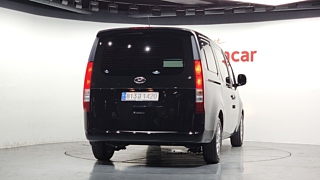 HYUNDAI STARIA 2022