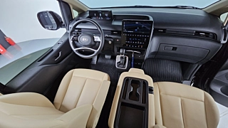 HYUNDAI STARIA 2022