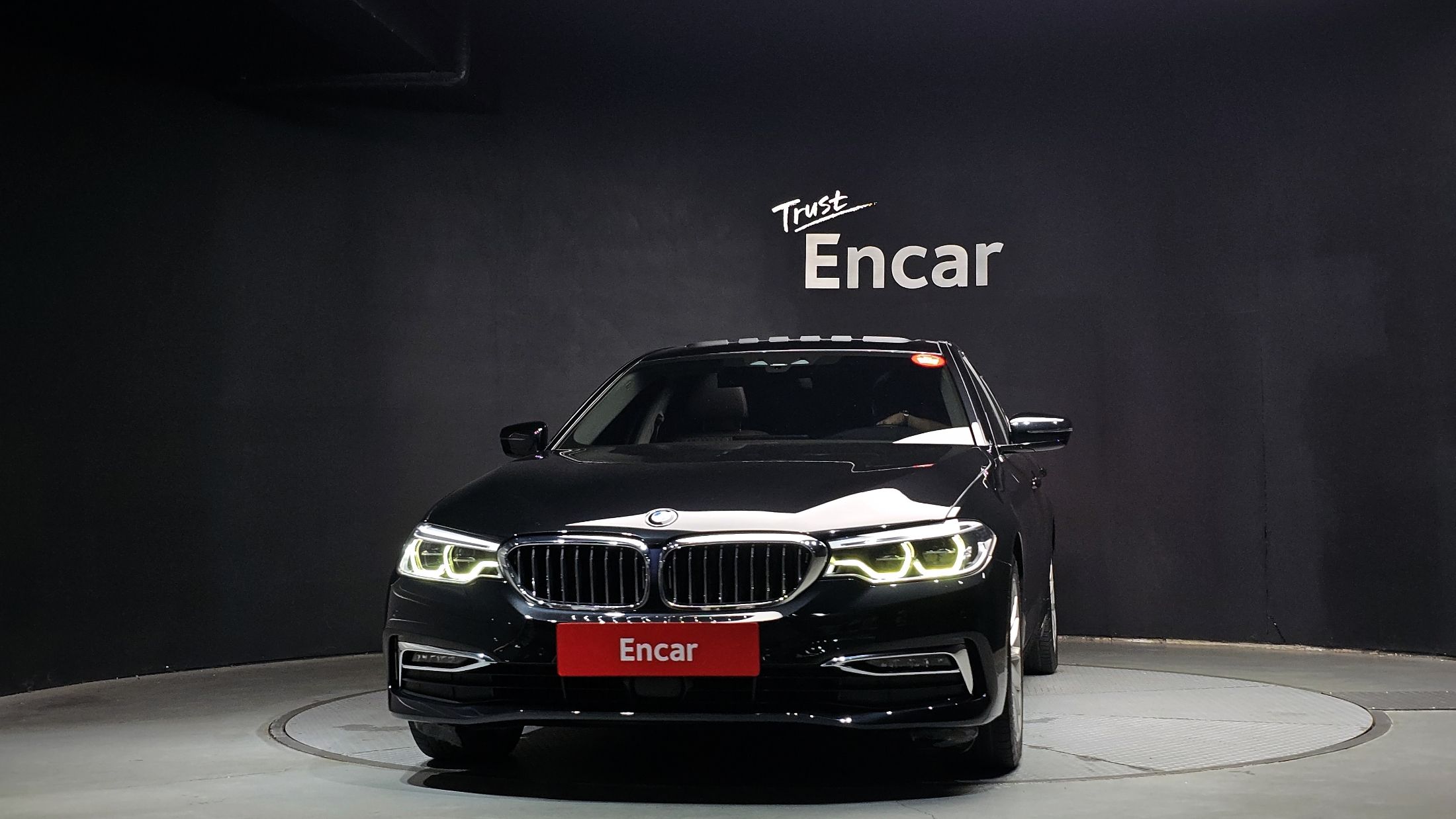 BMW 5-SERIES G30 2020