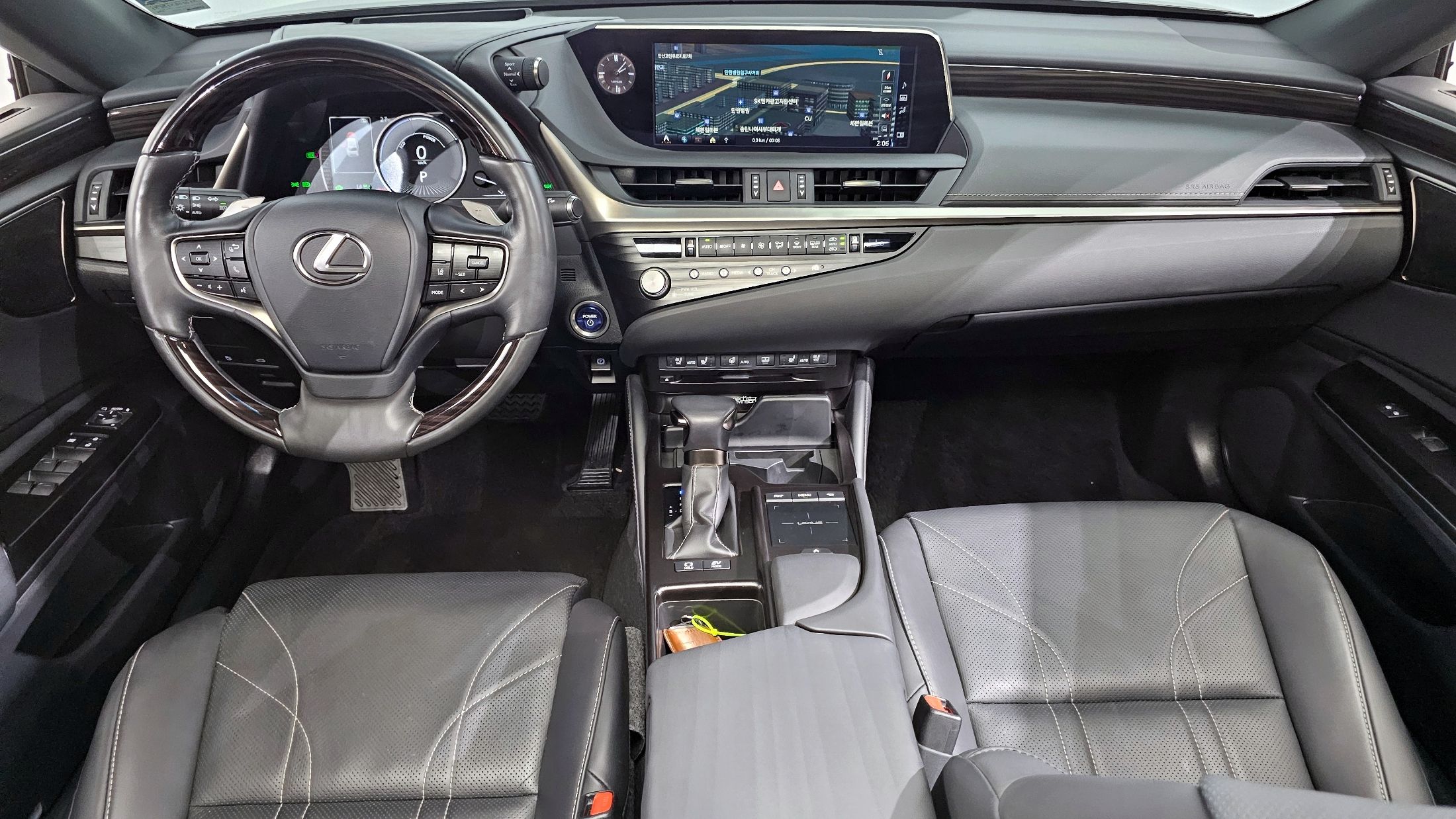LEXUS ES300H 2020