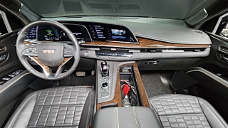 CADILLAC ESCALADE  5 GENERATION 6.2 2023