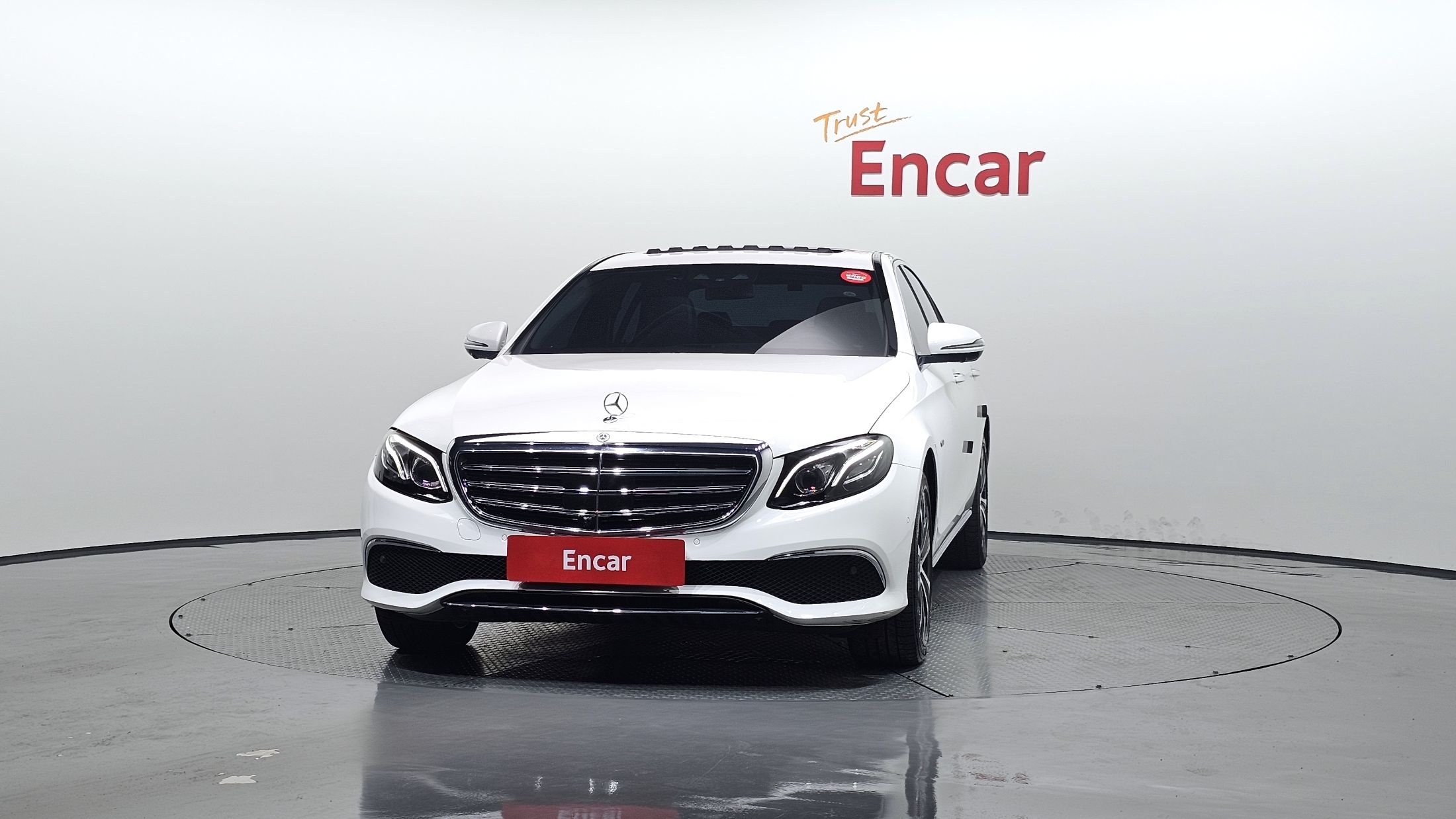 MERCEDES BENZ E-CLASS W213 2020