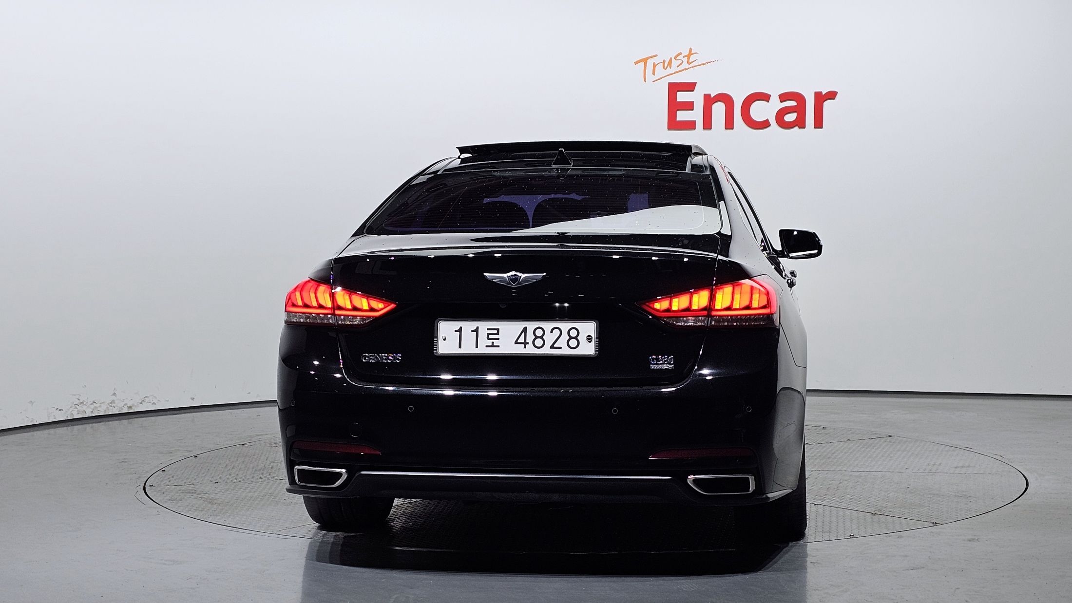 HYUNDAI GENESIS DH 2015