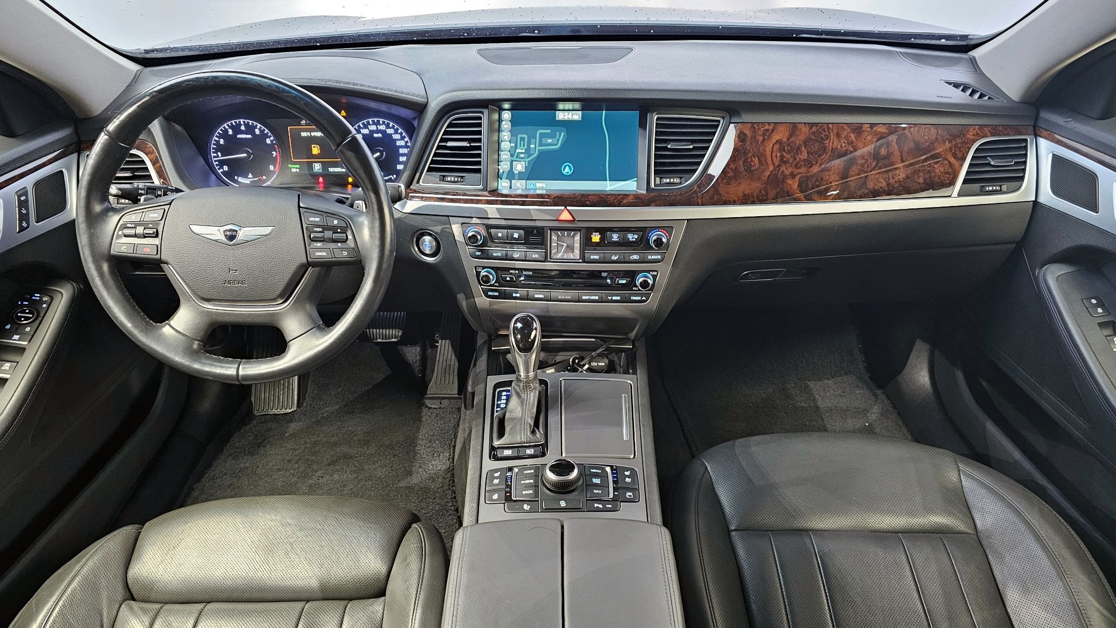 HYUNDAI GENESIS DH 2015