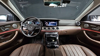 MERCEDES BENZ E-CLASS W213  E220d Exclusive 2018
