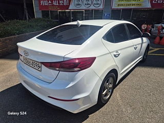 HYUNDAI AVANTE AD 2018