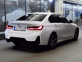 BMW 3-SERIES G20 320i M Sport 2025