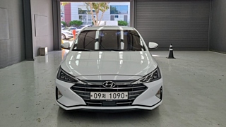 HYUNDAI AVANTE AD 2019