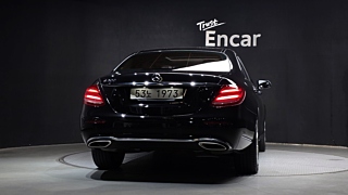 MERCEDES BENZ E-CLASS W213 2018