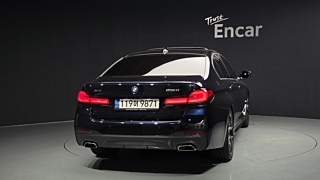 BMW 5-SERIES G30 2022