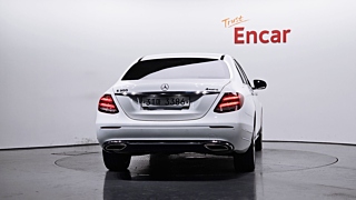 MERCEDES BENZ E-CLASS W213 2018
