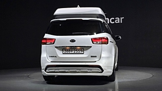 KIA CARNIVAL 2018