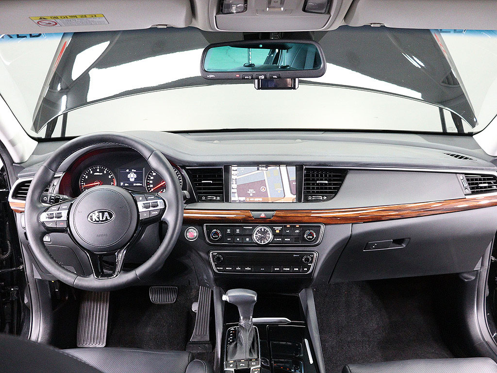 KIA K7 2016