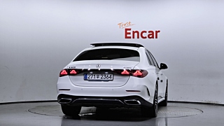 MERCEDES BENZ E-CLASS W214 2024