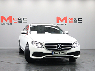 MERCEDES BENZ E-CLASS W213 2020