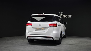 KIA CARNIVAL 2018