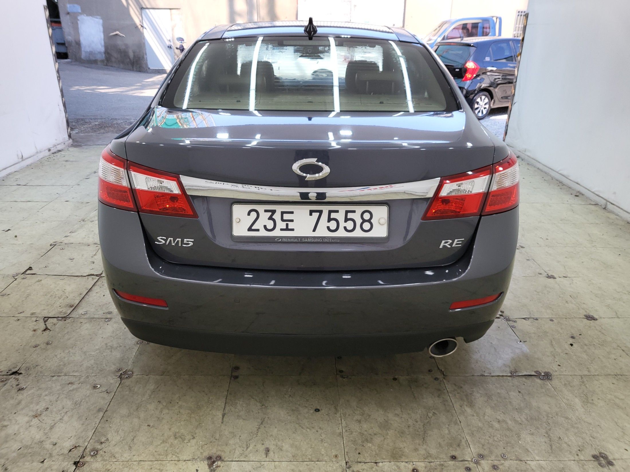 SAMSUNG SM5 NEW 2011